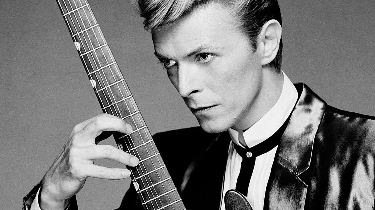 David Bowie – Sue (Or In A Season Of Crime)