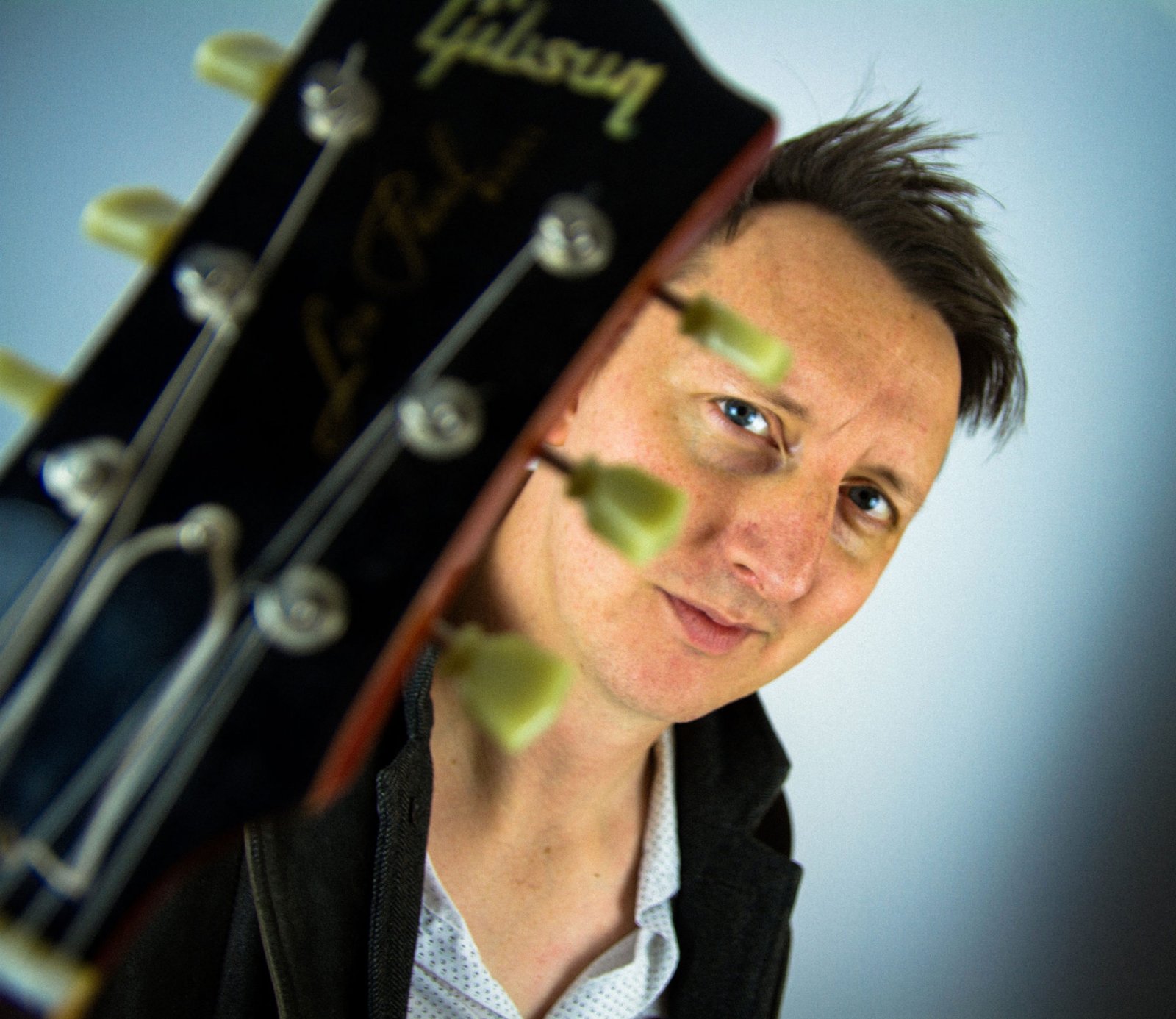 Ash Wilson Releases Debut Album ‘Broken Machine’