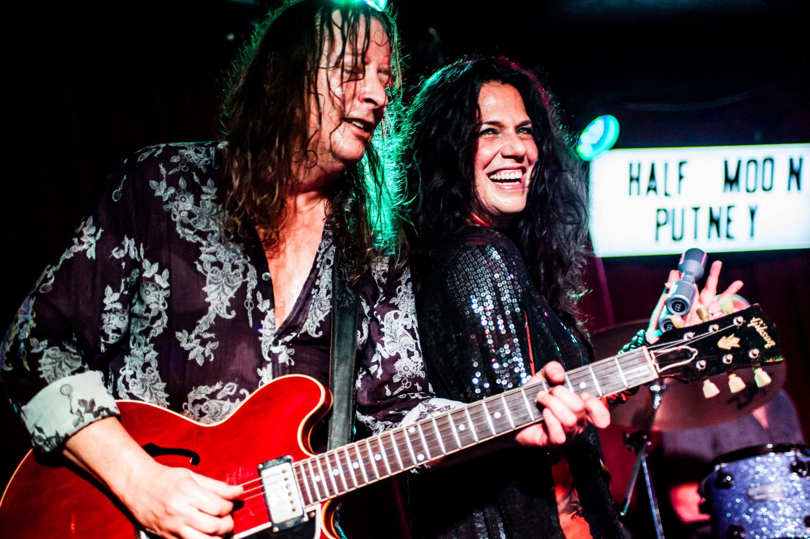 Sari Schorr Announces 2017 UK Tour