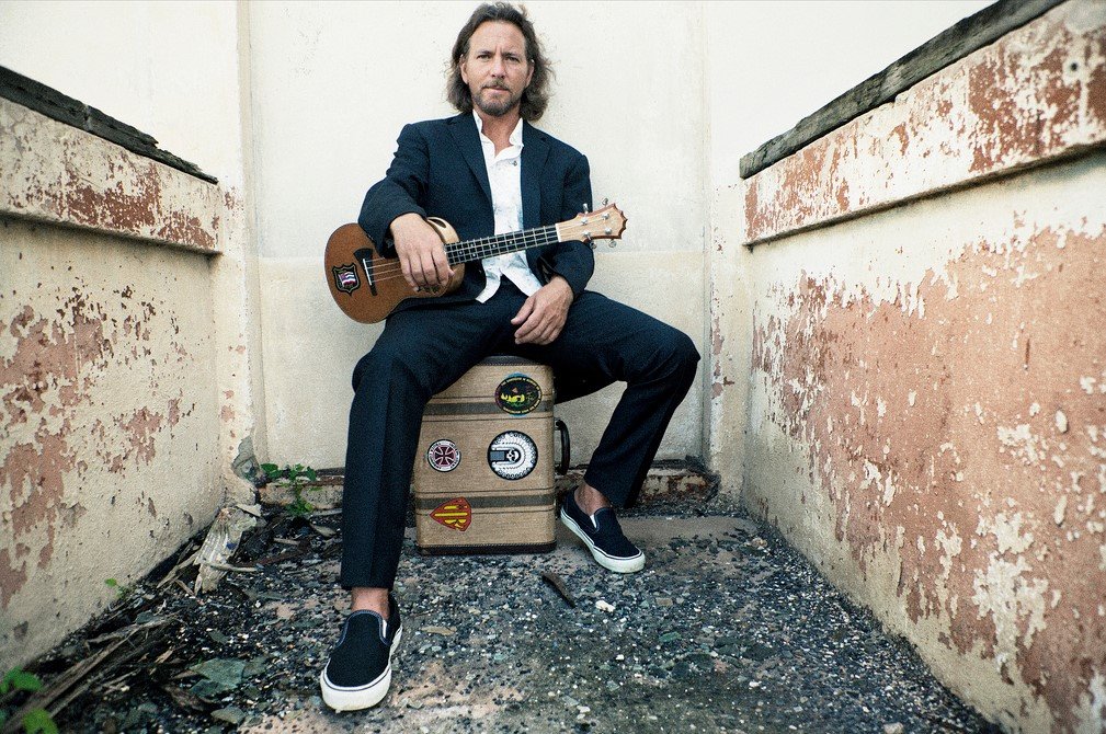 Eddie Vedder Announces June 2017 UK & Ireland Tour