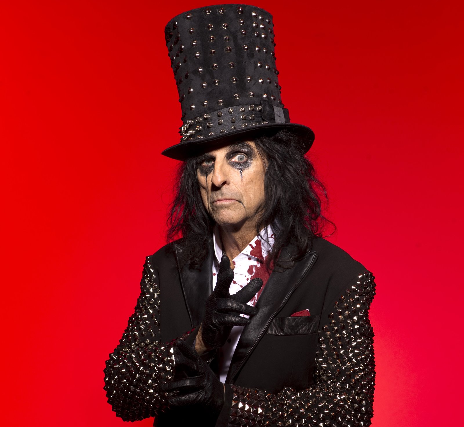 Alice Cooper – 21 Reasons To Love Alice Cooper