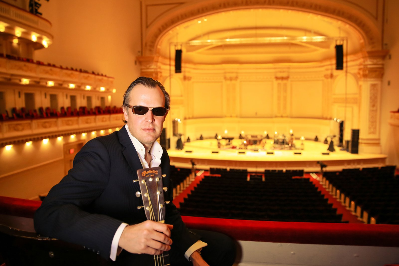 Joe Bonamassa – Back To The Wood