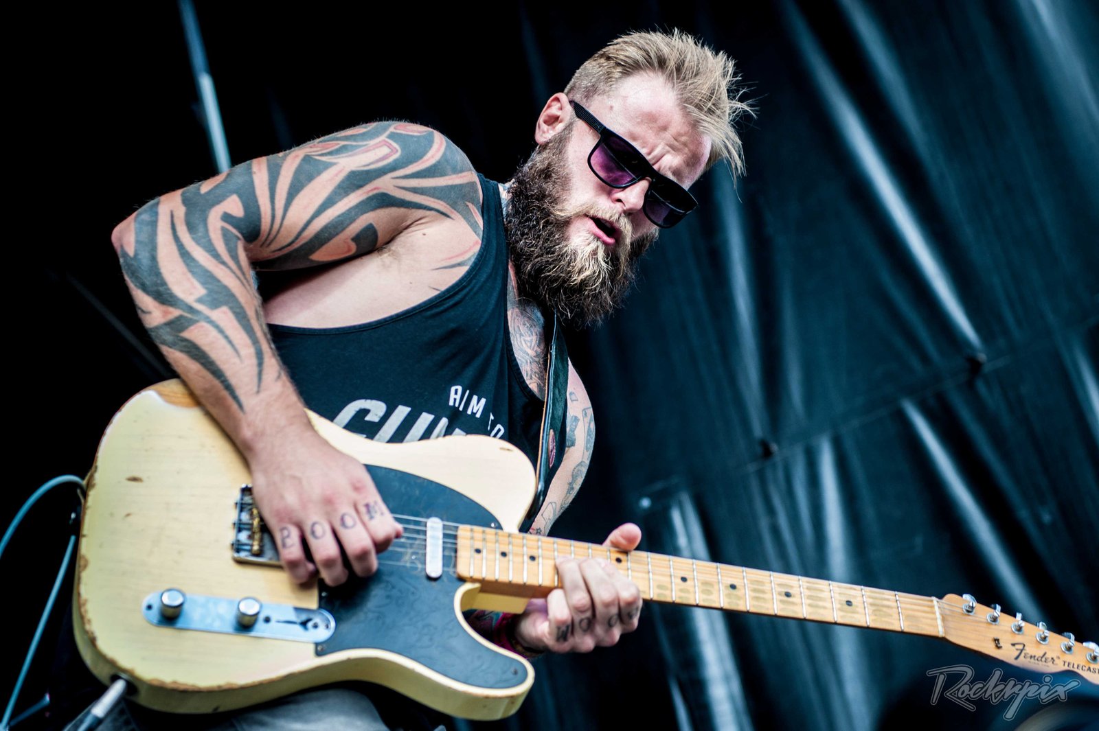 Kris Barras – A Player And A Fighter