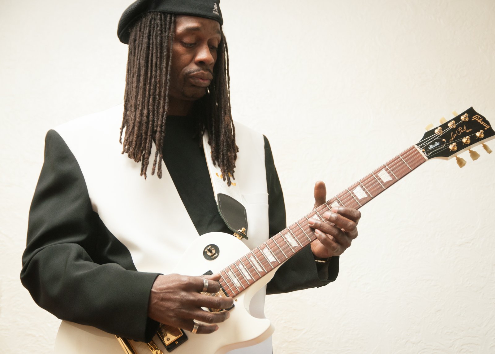 Bernard Allison – It’s A Family Affair