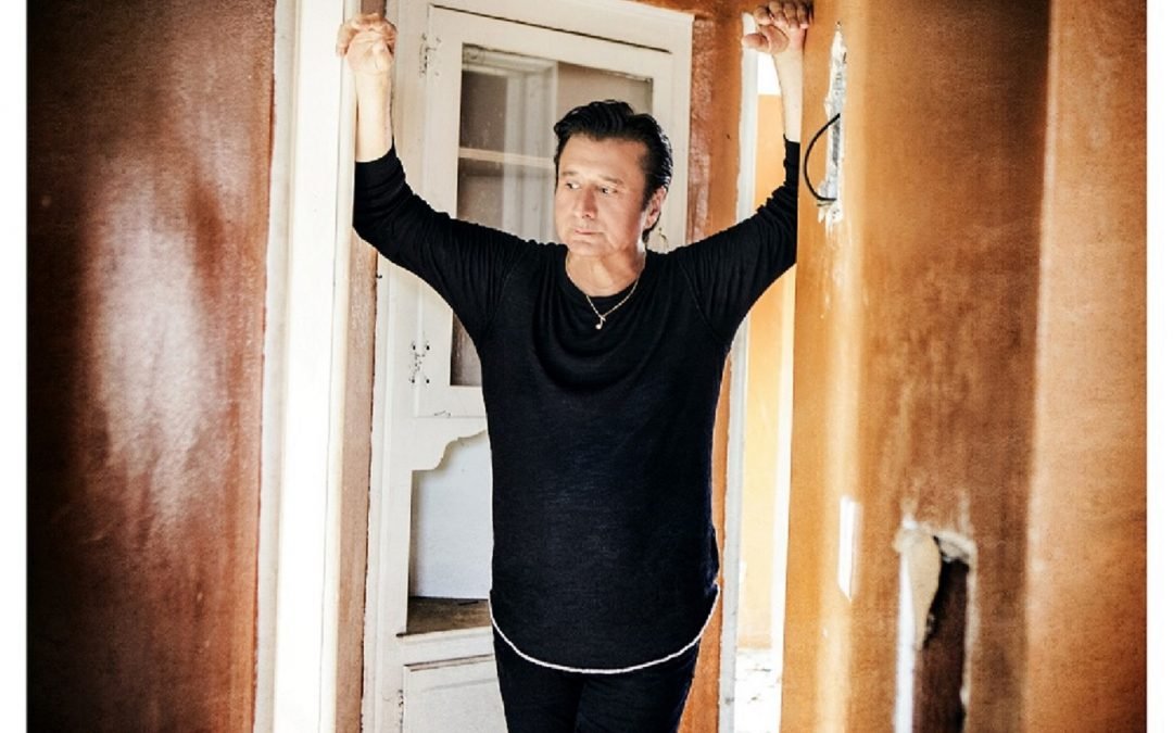 Journey’s Steve Perry Announces New Album