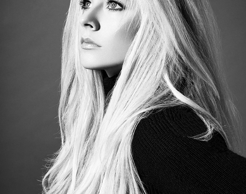 Avril Lavigne Releases New Single