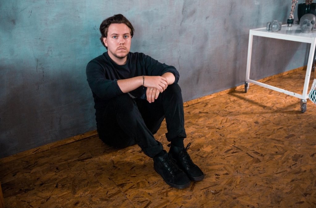 Saint Raymond Releases New Single