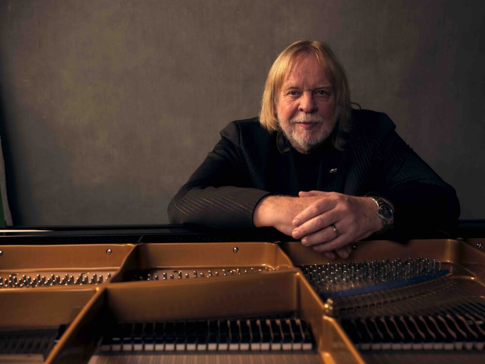 Rick Wakeman Announces Grumpy Christmas 2022 UK Tour Announcement