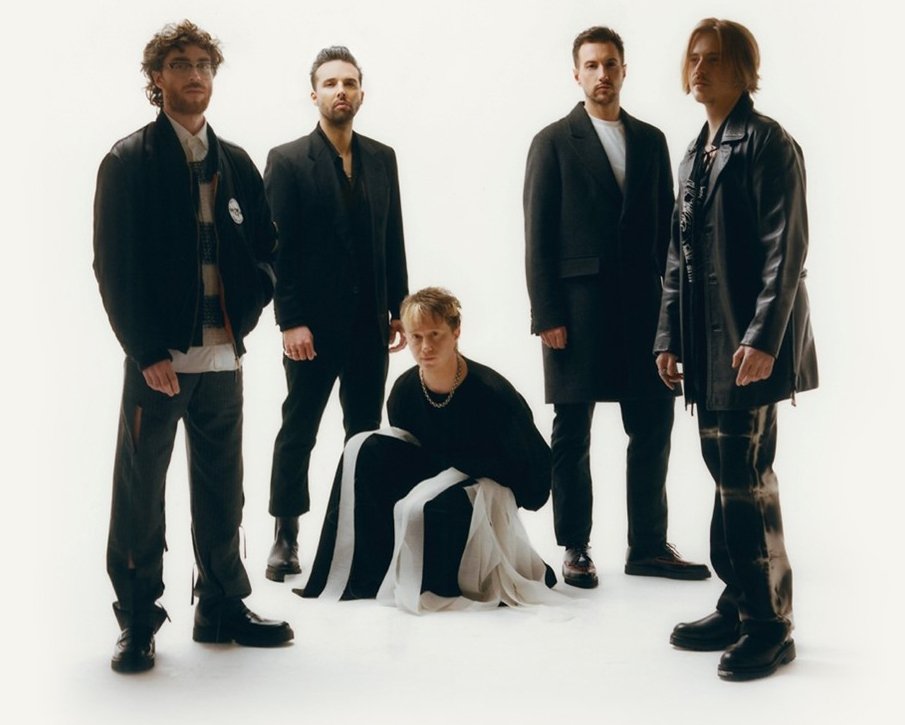 Conor Mason Leads Nothing But Thieves on Upcoming ‘Dead Club City’ Tour