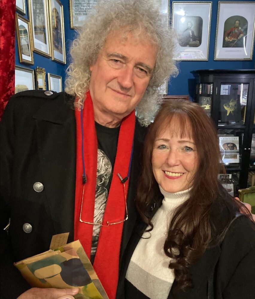 Linda Lamon Is Shining Brightly