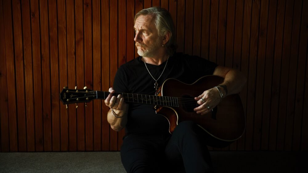 Luke Morley Is The One That You Want