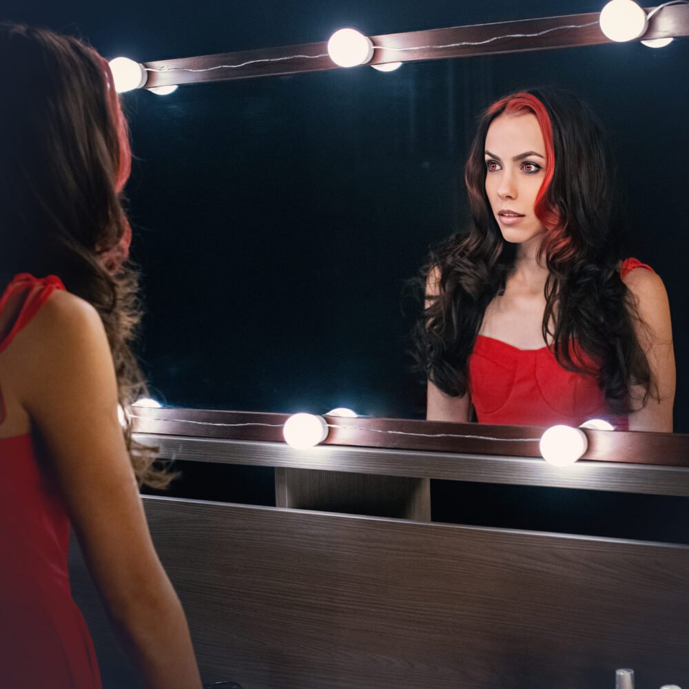 Miss Krystle – Monster (Single)