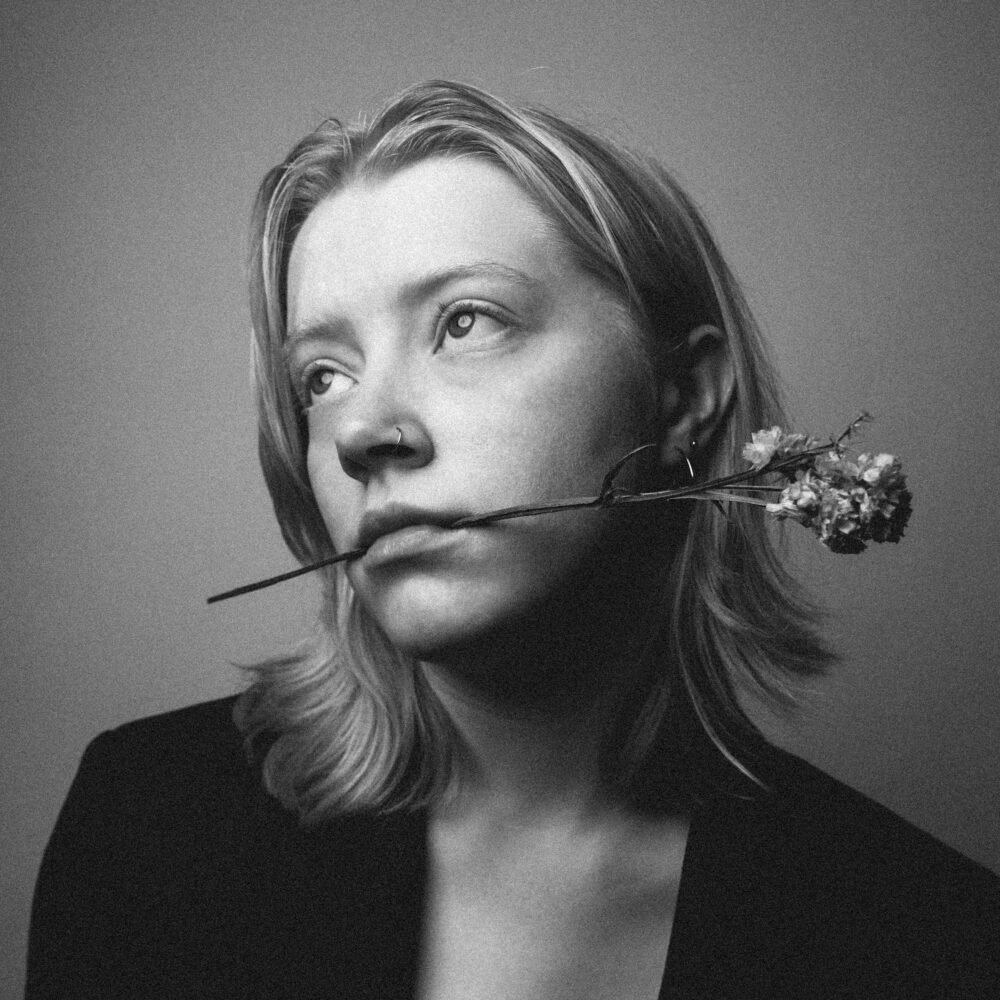 Rosie Frater-Taylor Announces New Single