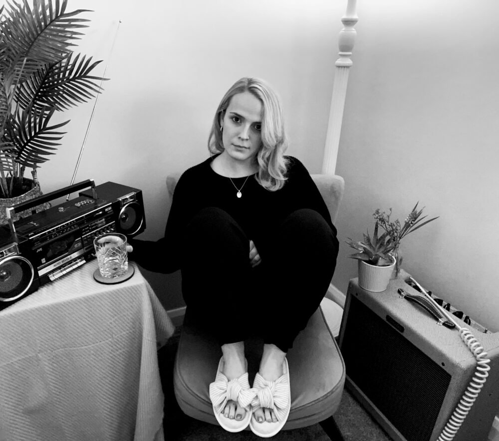 Jen Island Talks Debut EP, Instruments And More