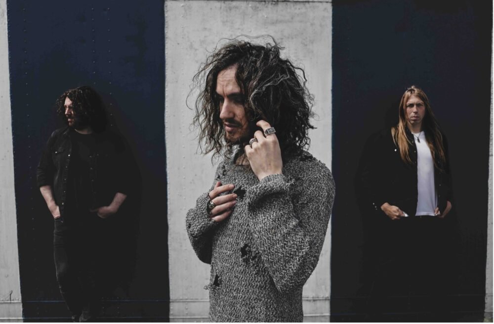 Oli Brown & The Dead Collective Talk 2024 UK Tour, Instruments And More