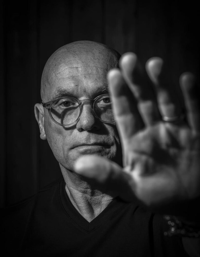 Ian Wills of Wills & The Willing Talks New Album, Musical Influences And More