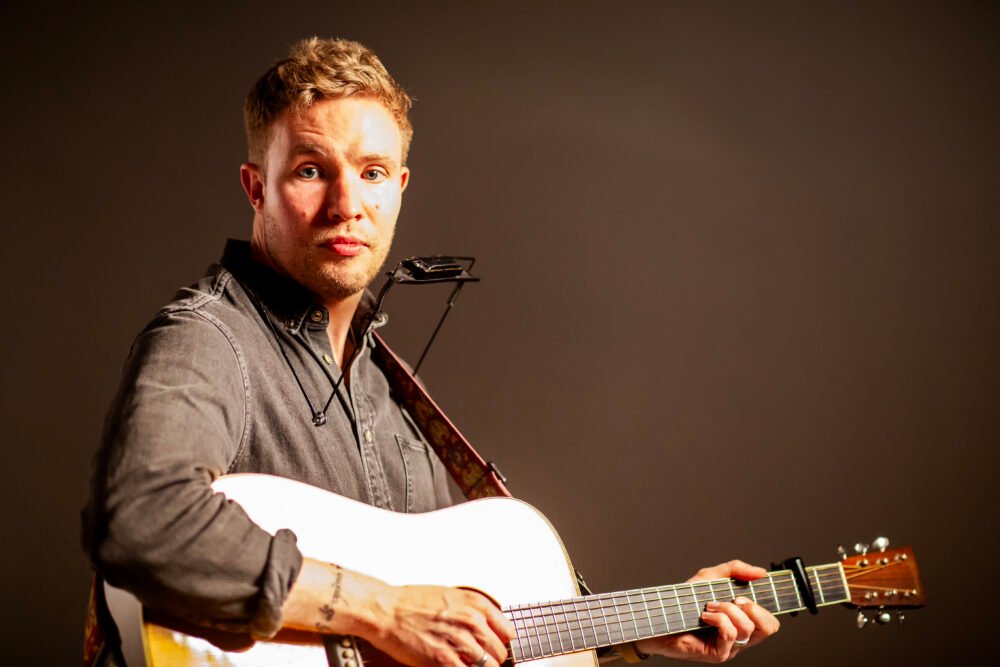 Rob Jones & The Restless Dream Talk New Single, Future Plans And More