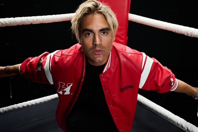 Busted’s and Fightstar’s Charlie Simpson To Battle Martian Invasion As He Joins The War of the Worlds Tour 2025