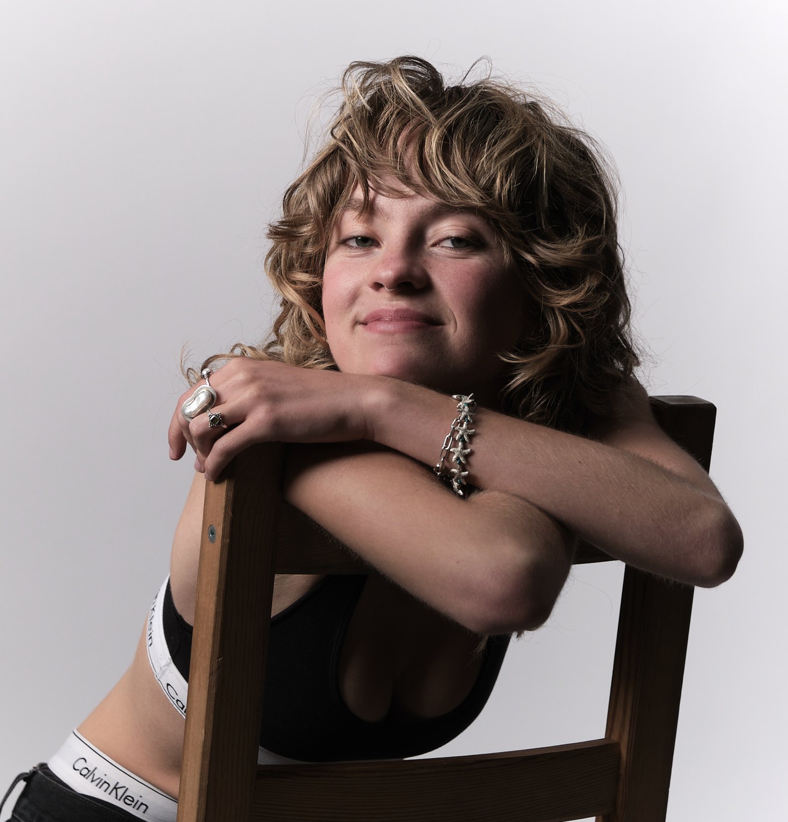 Linka Moja Talks Her Music, Touring The UK With Roger Daltrey In 2025 And More